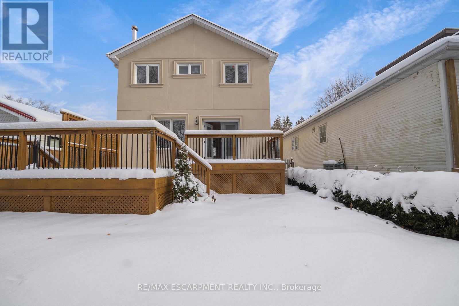 108 Olde Bayview Avenue, Richmond Hill, Ontario  L4E 3C7 - Photo 45 - N12708384