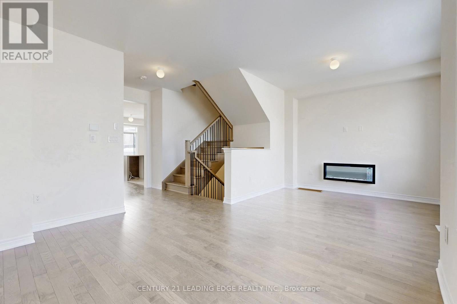 129 Vine Cliff Boulevard, Markham, Ontario  L6C 3T5 - Photo 13 - N12708390