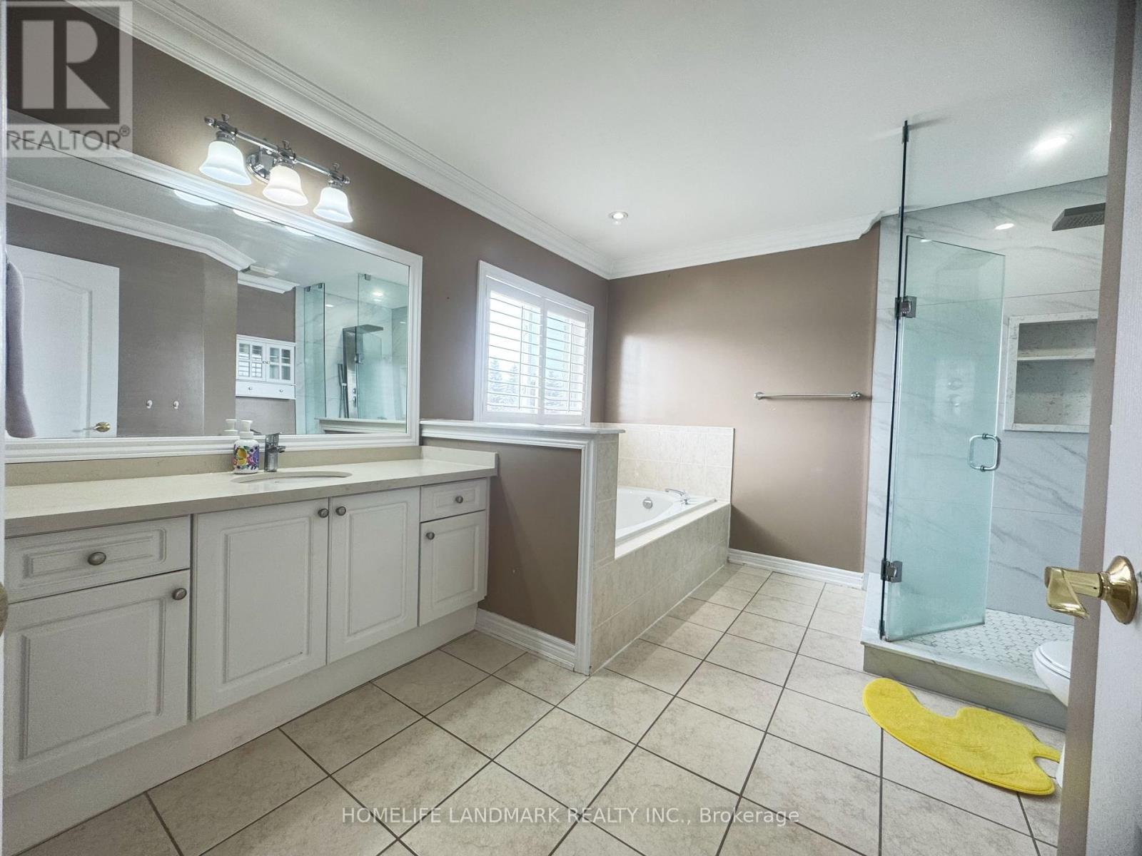 10 Highland Terrace, Bradford West Gwillimbury (Bradford), Ontario  L3Z 3E8 - Photo 15 - N12708412