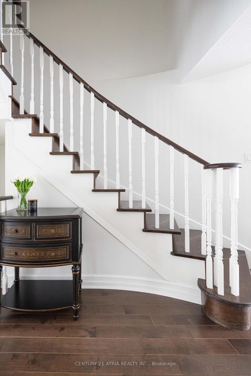 56 Royal Chapin Crescent, Richmond Hill, Ontario  L4S 2A7 - Photo 12 - N12708430