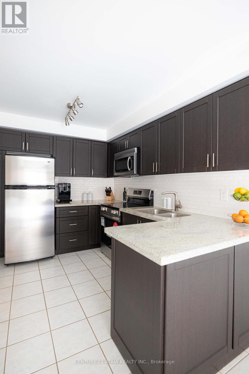 56 Royal Chapin Crescent, Richmond Hill, Ontario  L4S 2A7 - Photo 6 - N12708430