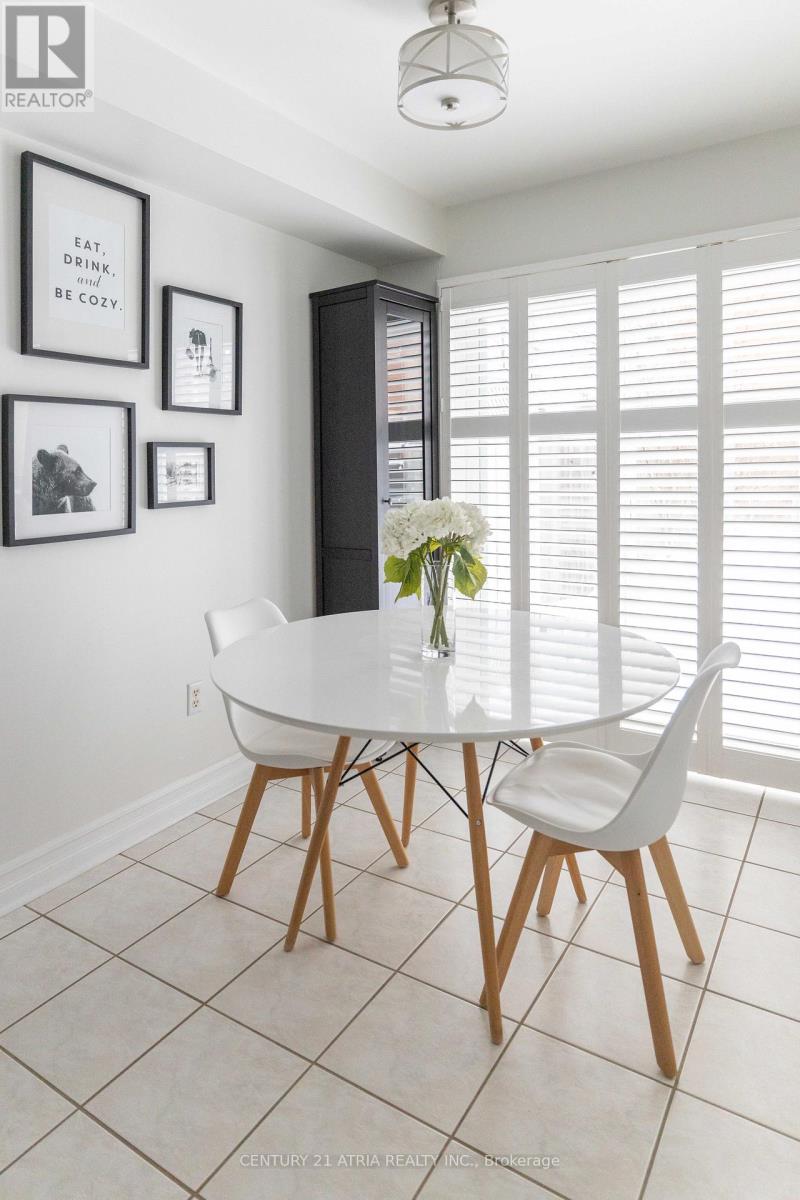 56 Royal Chapin Crescent, Richmond Hill, Ontario  L4S 2A7 - Photo 7 - N12708430