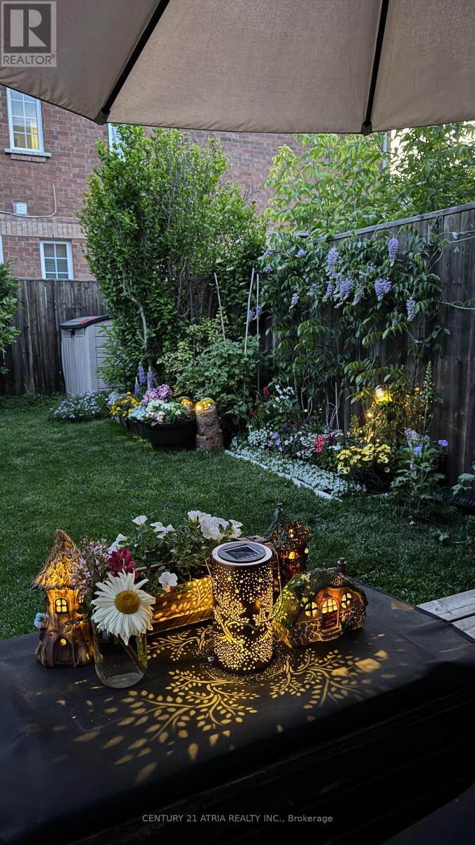 56 Royal Chapin Crescent, Richmond Hill, Ontario  L4S 2A7 - Photo 9 - N12708430