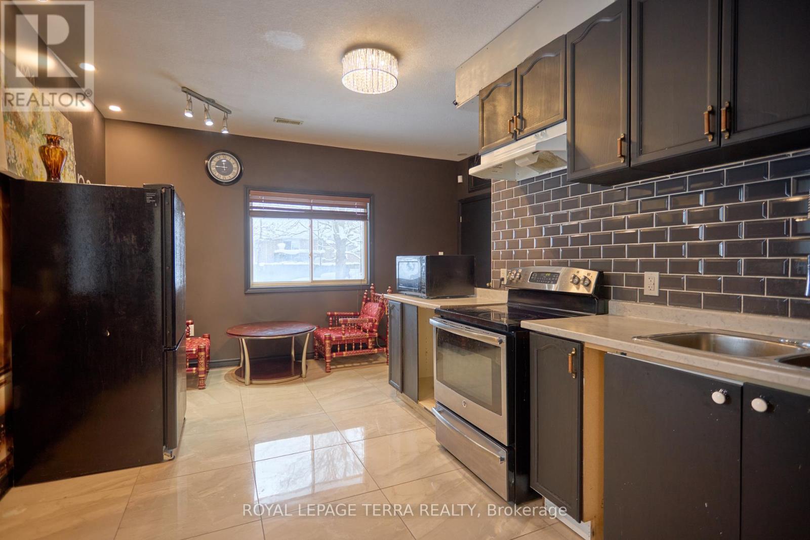 326 Little Avenue, Barrie, Ontario  L4N 2Z6 - Photo 33 - S12708220