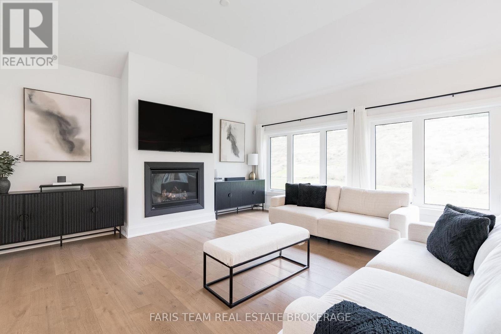 17 Clydesdale Court, Oro-Medonte, Ontario  L0K 1E0 - Photo 19 - S12708264