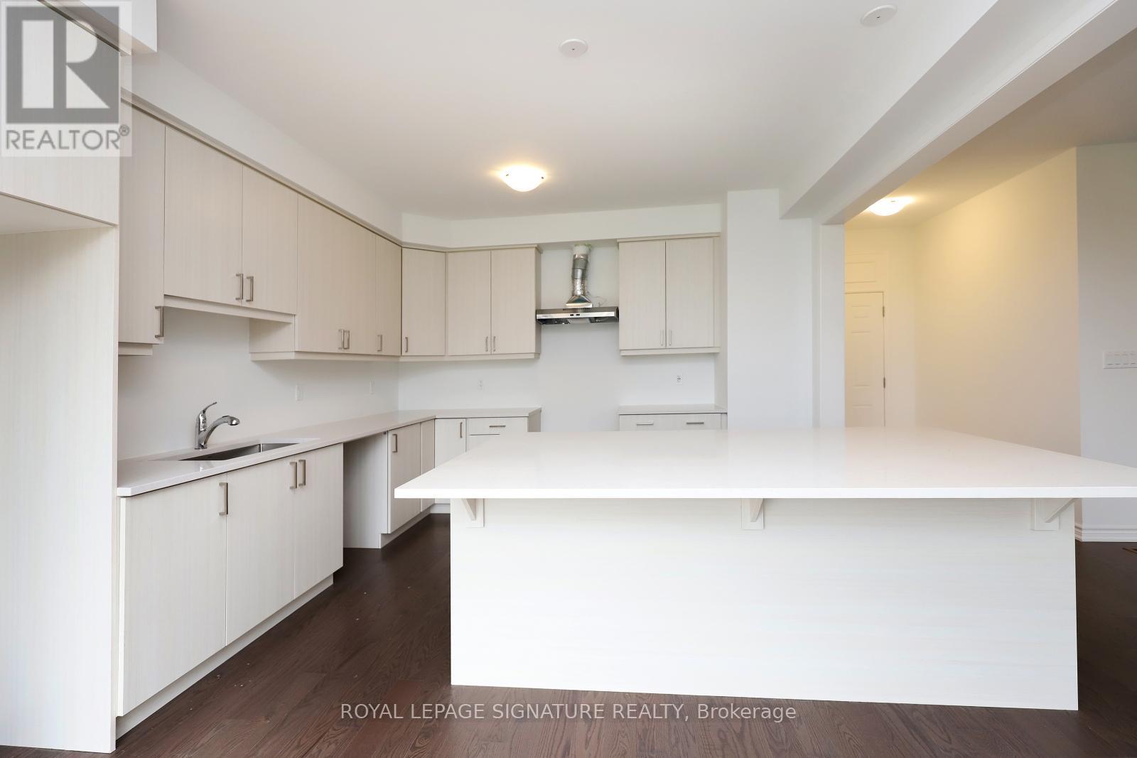 88 Mcbride Trail, Barrie, Ontario  L9J 0Y9 - Photo 11 - S12708276