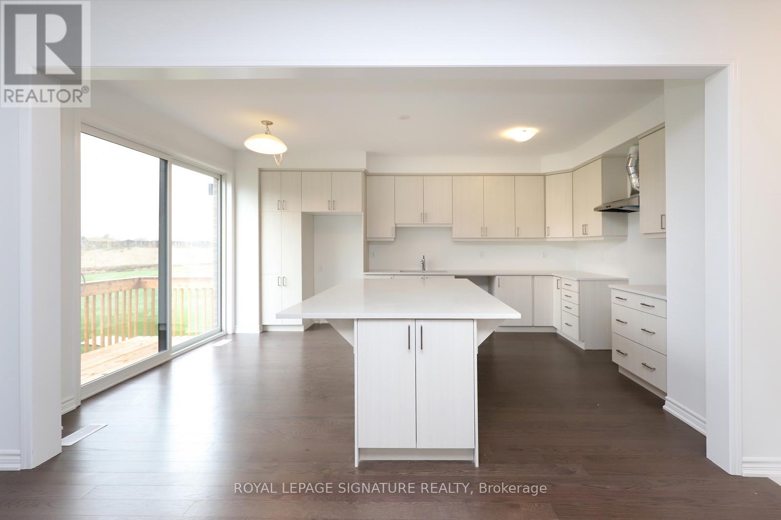 88 Mcbride Trail, Barrie, Ontario  L9J 0Y9 - Photo 9 - S12708276