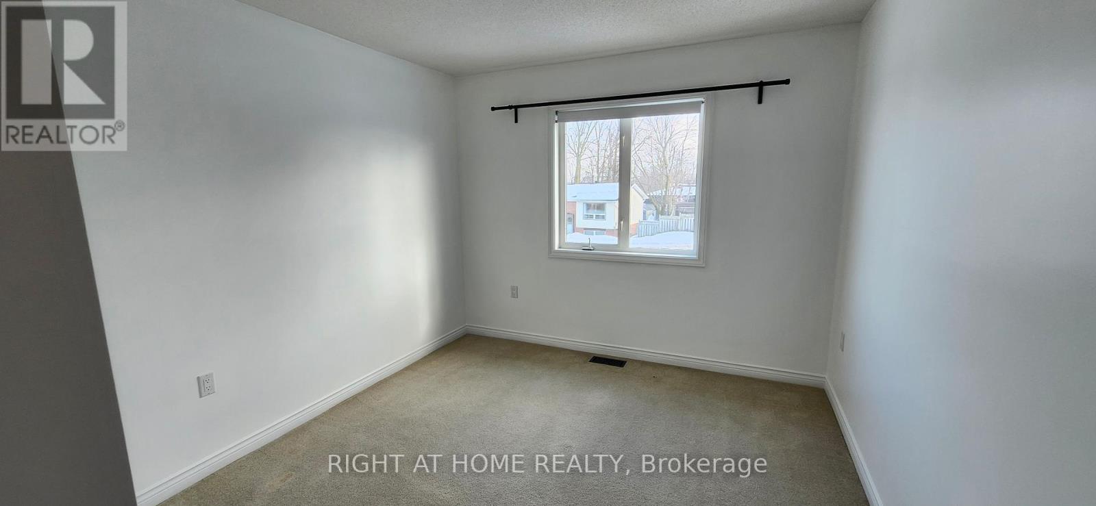 #main - 56 Springdale Drive, Barrie (Cundles East), Ontario  L4M 5B1 - Photo 16 - S12708370