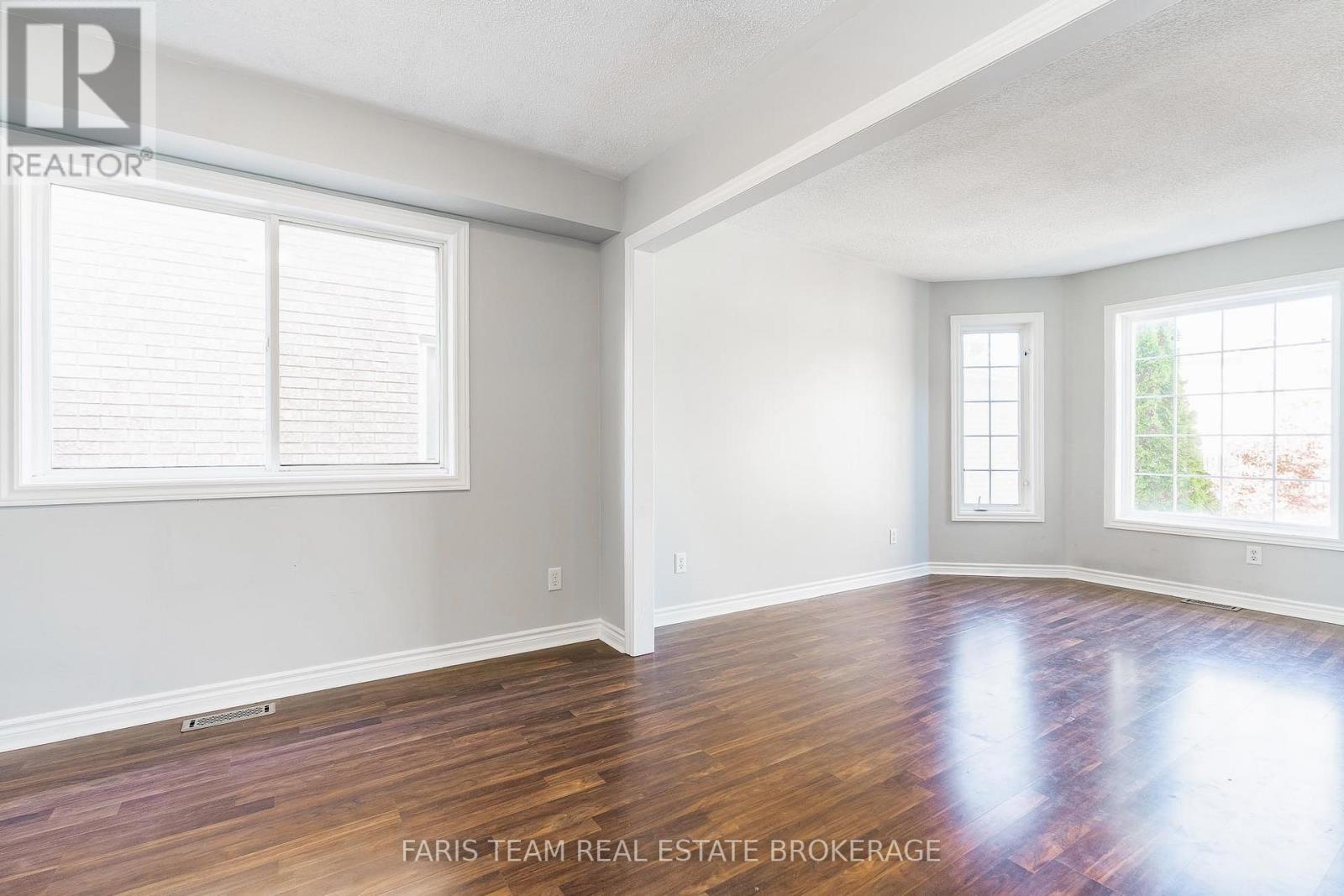 63 Jagges Drive, Barrie (Edgehill Drive), Ontario  L4N 0W8 - Photo 16 - S12708388