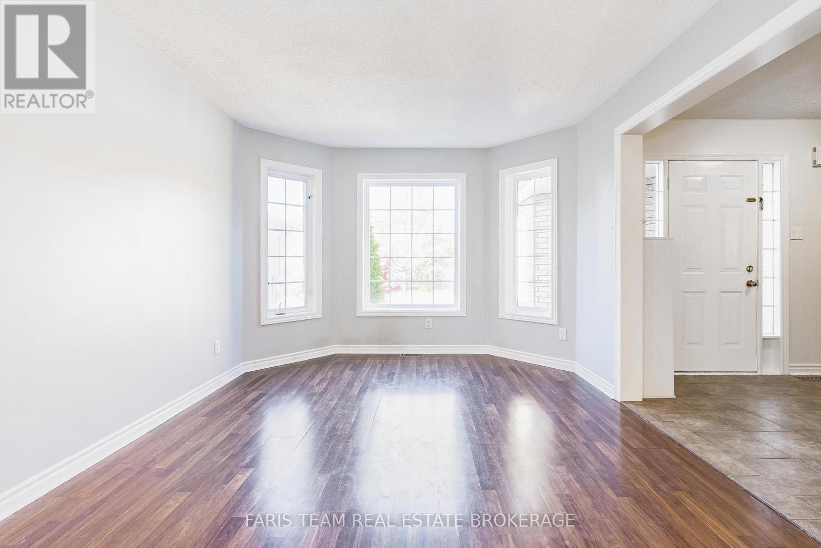 63 Jagges Drive, Barrie (Edgehill Drive), Ontario  L4N 0W8 - Photo 18 - S12708388