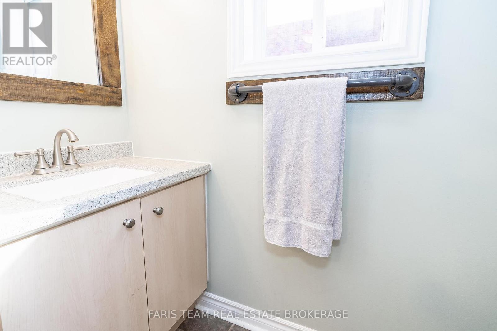 63 Jagges Drive, Barrie (Edgehill Drive), Ontario  L4N 0W8 - Photo 20 - S12708388