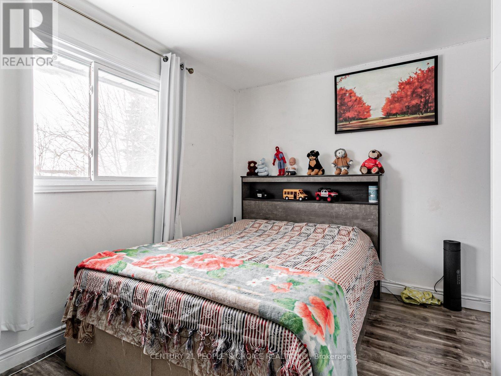 18 Curtis Drive, Brampton, Ontario  L6Y 2J6 - Photo 19 - W12627758