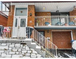 18 CURTIS DRIVE, Brampton, Ontario