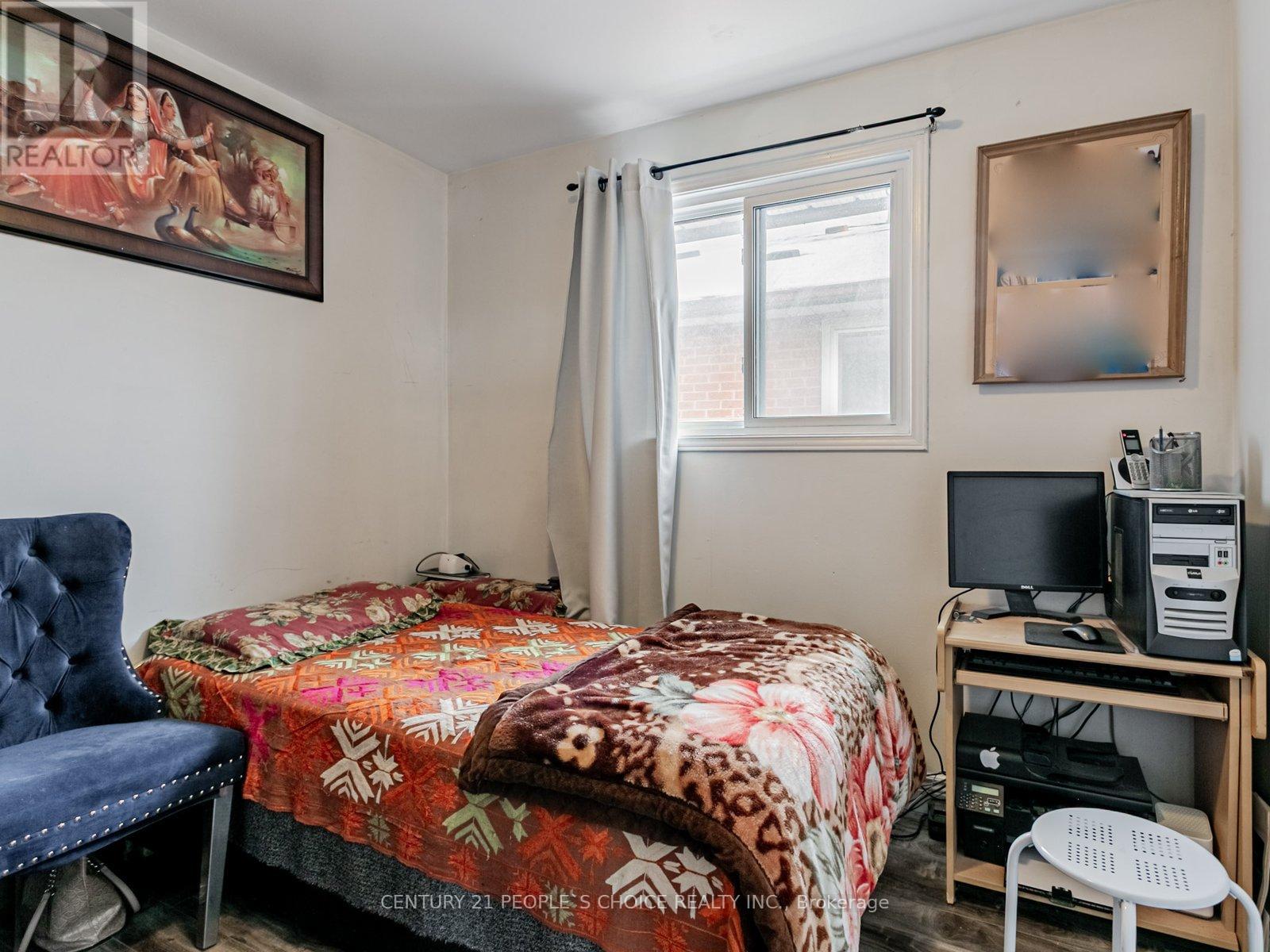 18 Curtis Drive, Brampton, Ontario  L6Y 2J6 - Photo 20 - W12627758