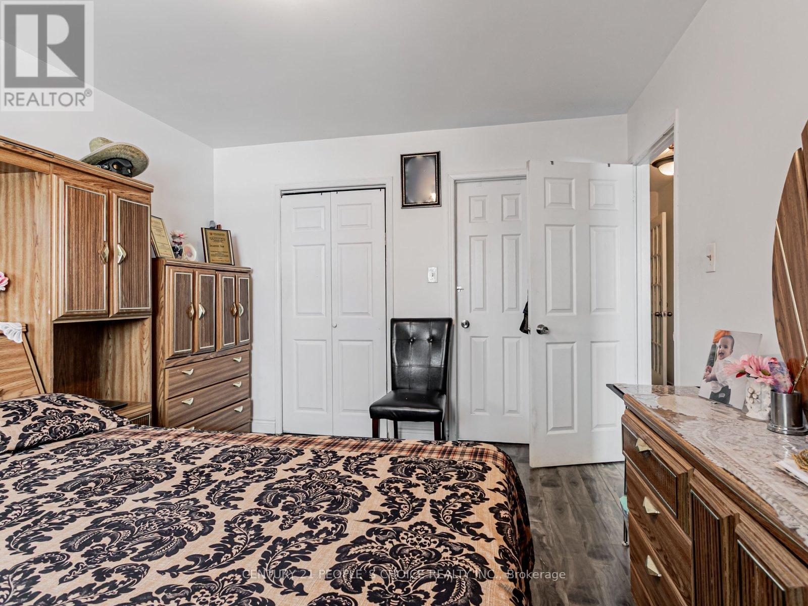 18 Curtis Drive, Brampton, Ontario  L6Y 2J6 - Photo 16 - W12627758