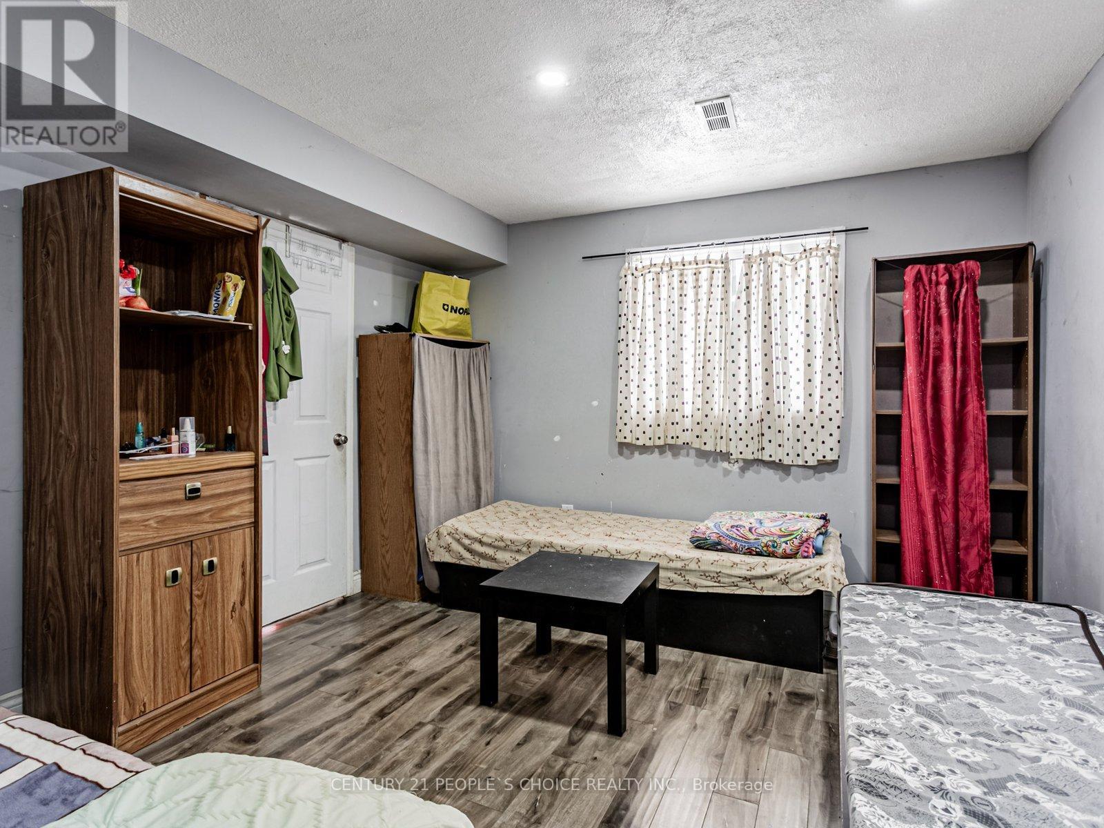 18 Curtis Drive, Brampton, Ontario  L6Y 2J6 - Photo 26 - W12627758