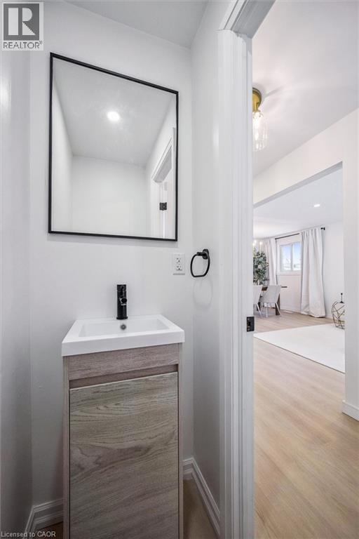 21 Forest Glen Court, Kitchener, Ontario  N2N 1E1 - Photo 17 - 40799392