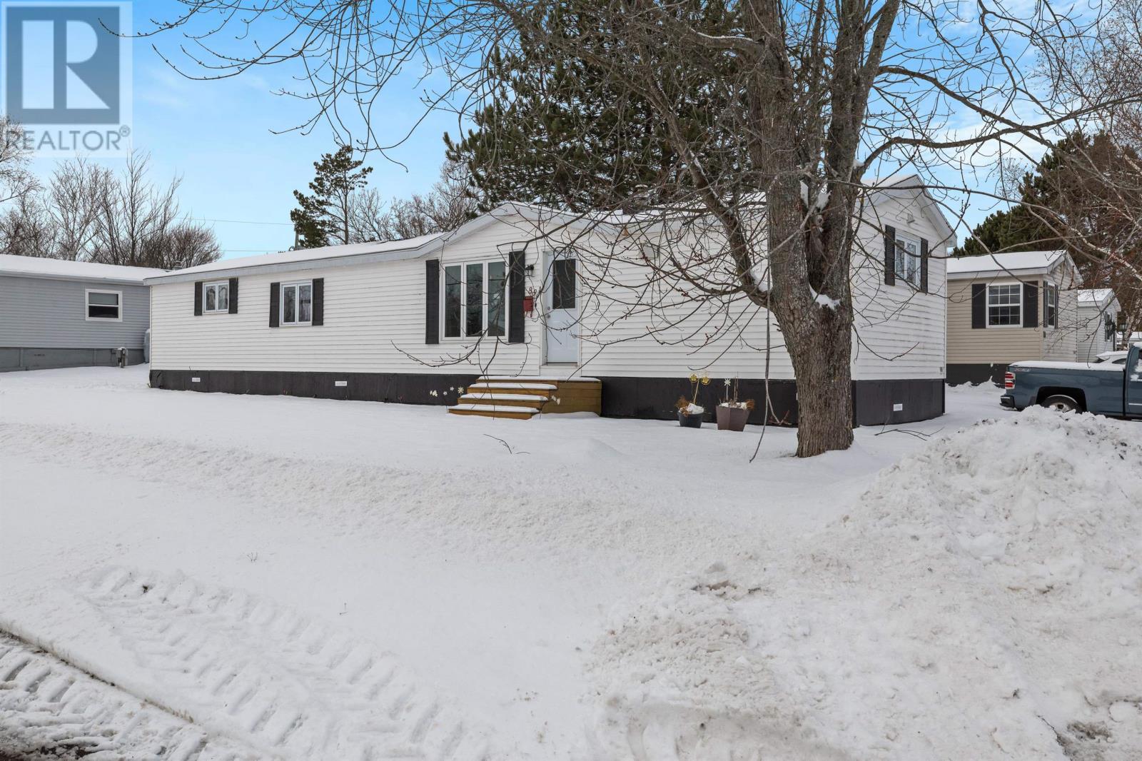 88 Mariner Drive, Charlottetown, Prince Edward Island  C1C 1M2 - Photo 2 - 202601063