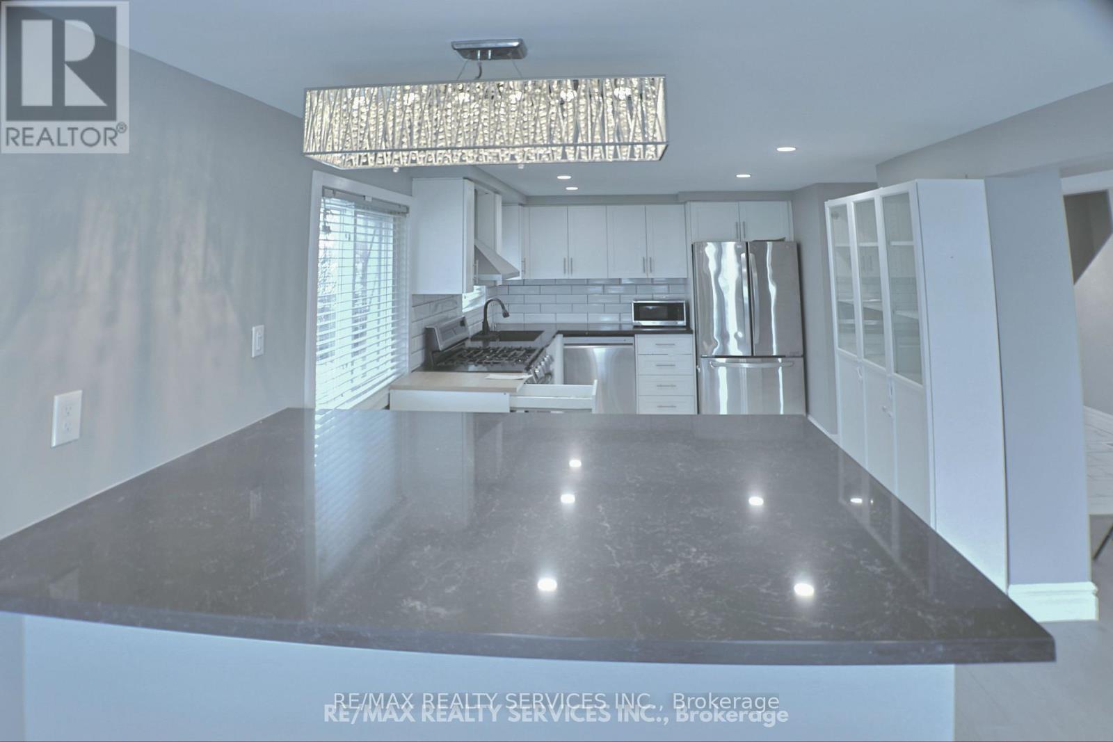 662 Elgin Street N, Cambridge, Ontario  N1R 7W5 - Photo 15 - X12707424