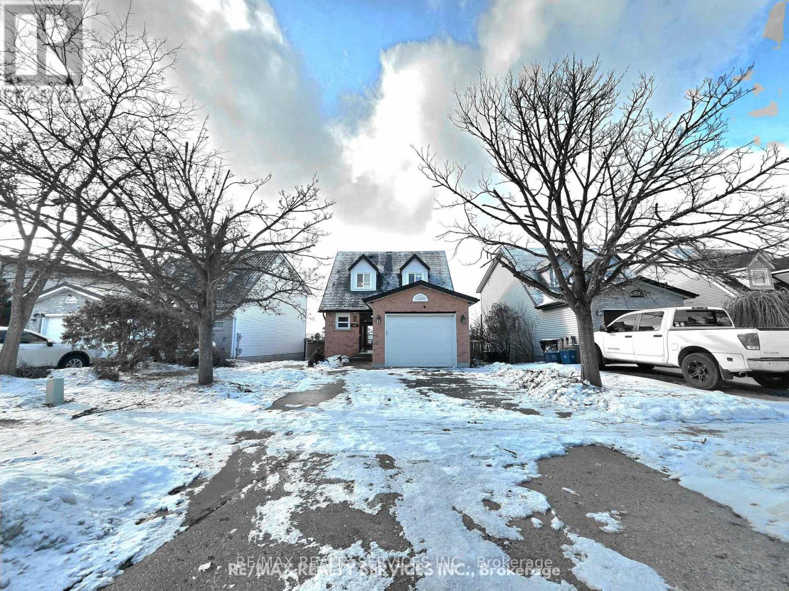 662 Elgin Street N, Cambridge, Ontario  N1R 7W5 - Photo 4 - X12707424