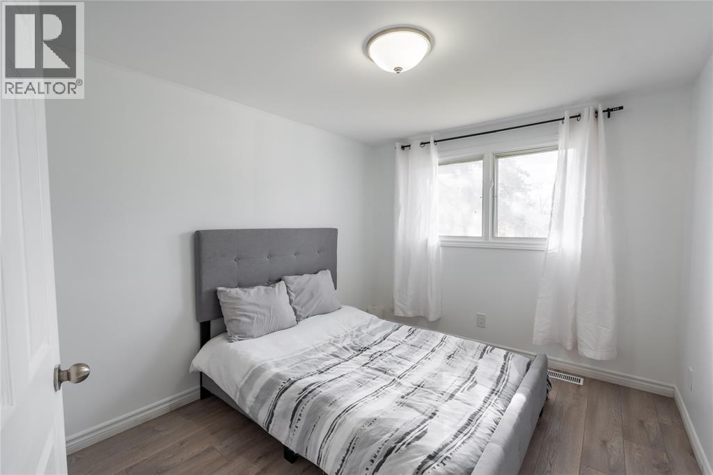 304 Brentwood Crescent, St Clair, Ontario  N0N 1G0 - Photo 15 - 26001396