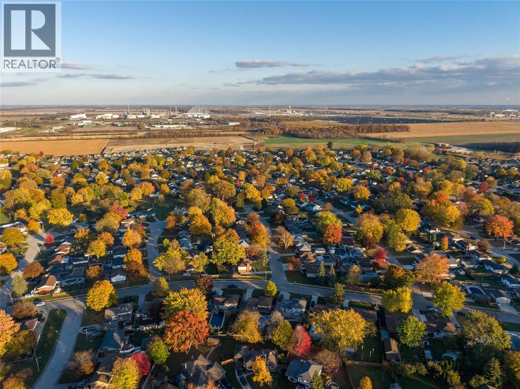 304 Brentwood Crescent, St Clair, Ontario  N0N 1G0 - Photo 38 - 26001396