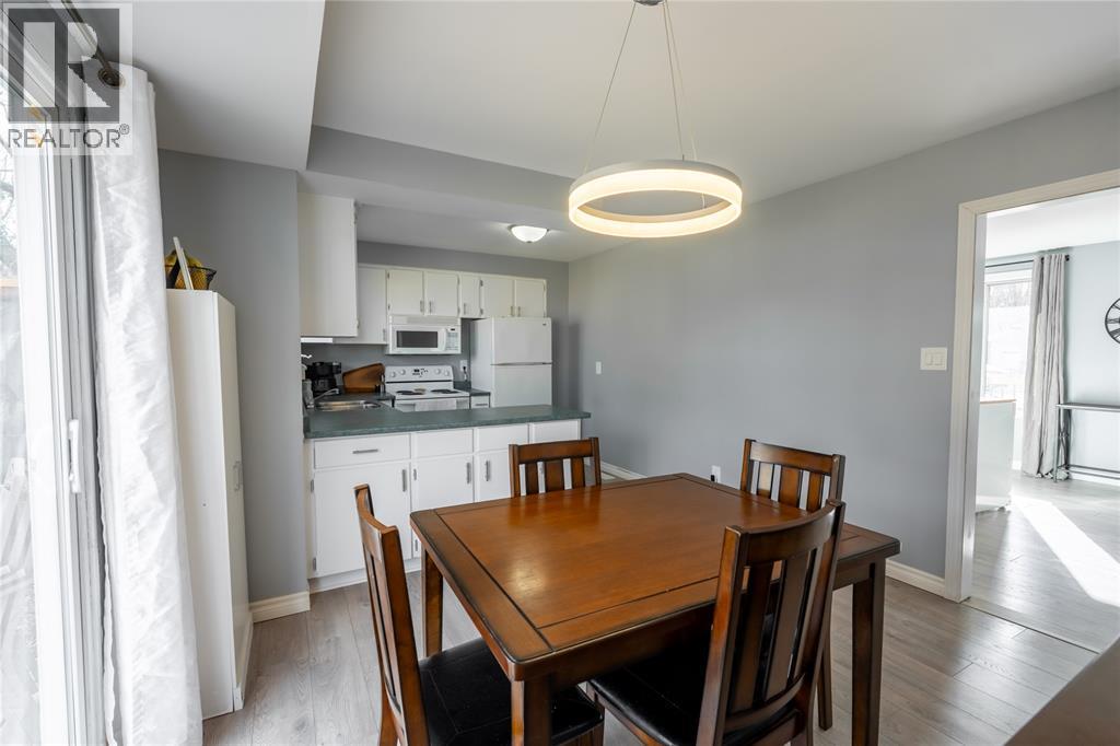 304 Brentwood Crescent, St Clair, Ontario  N0N 1G0 - Photo 9 - 26001396