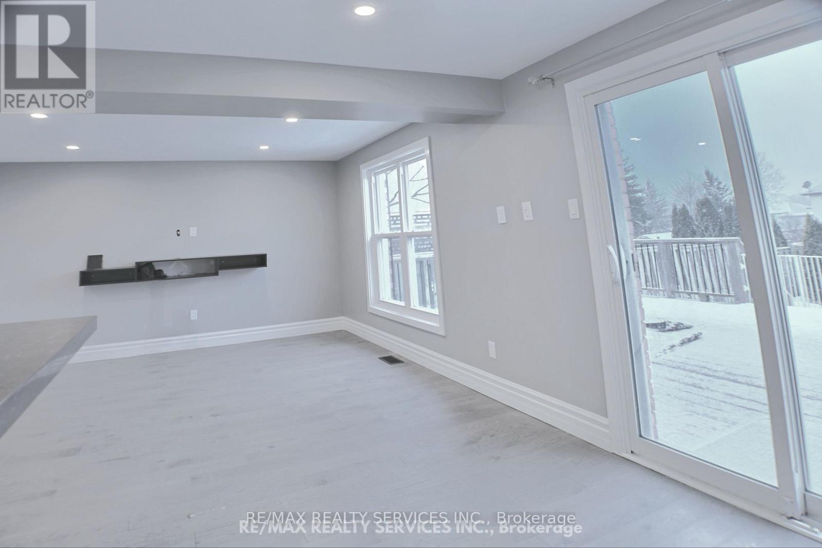 662 Elgin Street N, Cambridge, Ontario  N1R 7W5 - Photo 12 - X12707424