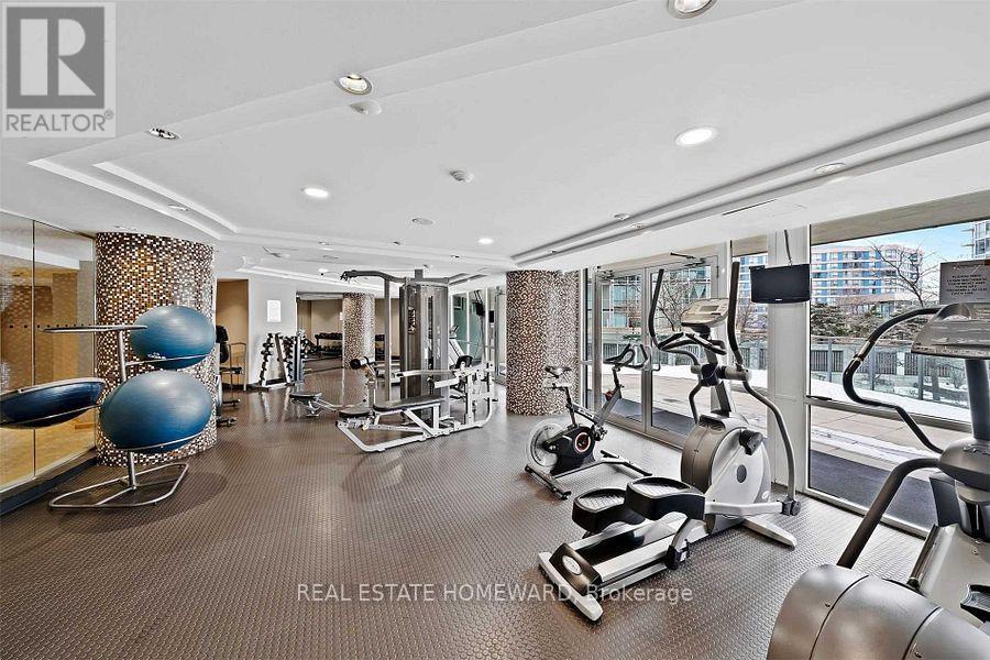 1406 - 220 Burnhamthorpe Road W, Mississauga, Ontario  L5B 4N4 - Photo 25 - W12708266