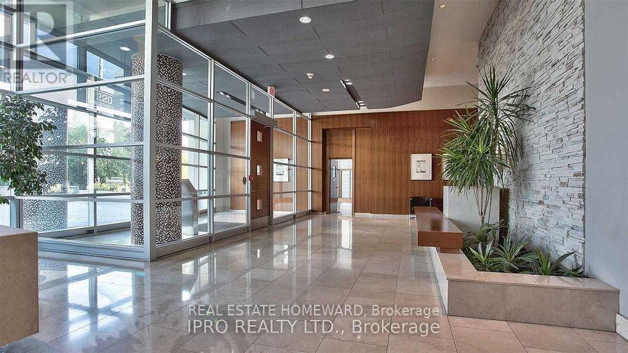 1406 - 220 Burnhamthorpe Road W, Mississauga, Ontario  L5B 4N4 - Photo 26 - W12708266