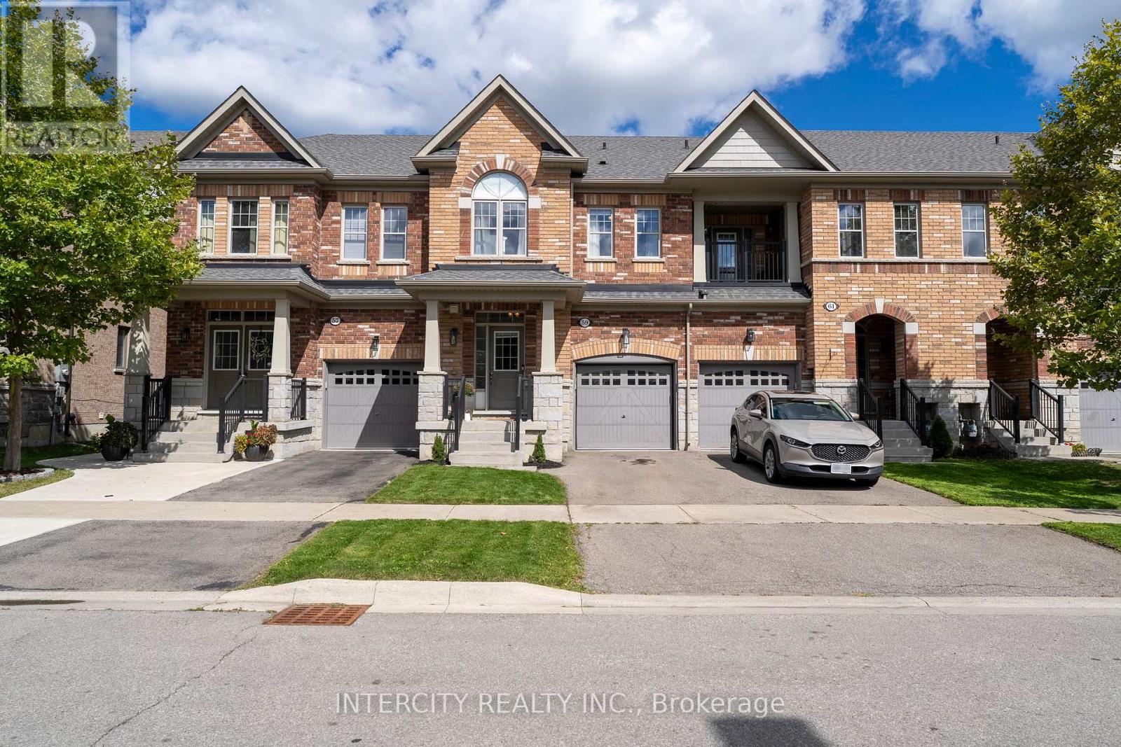 59 Morra Avenue, Caledon, Ontario  L7E 4K7 - Photo 3 - W12708314