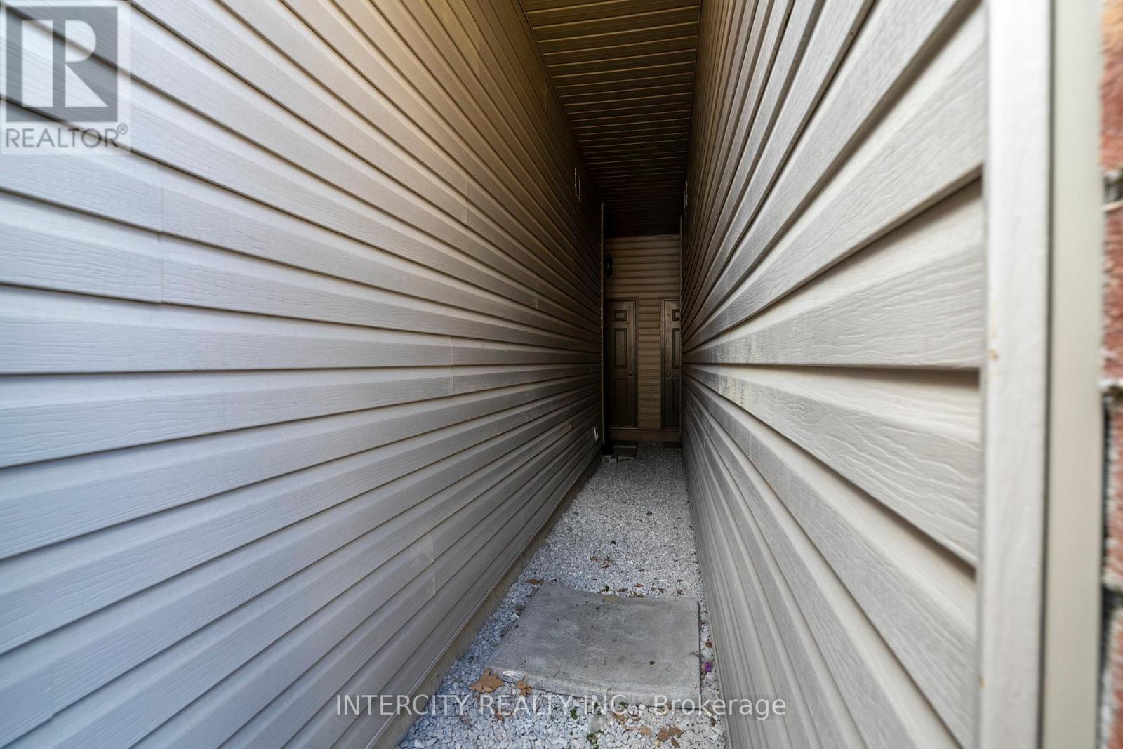 59 Morra Avenue, Caledon, Ontario  L7E 4K7 - Photo 45 - W12708314