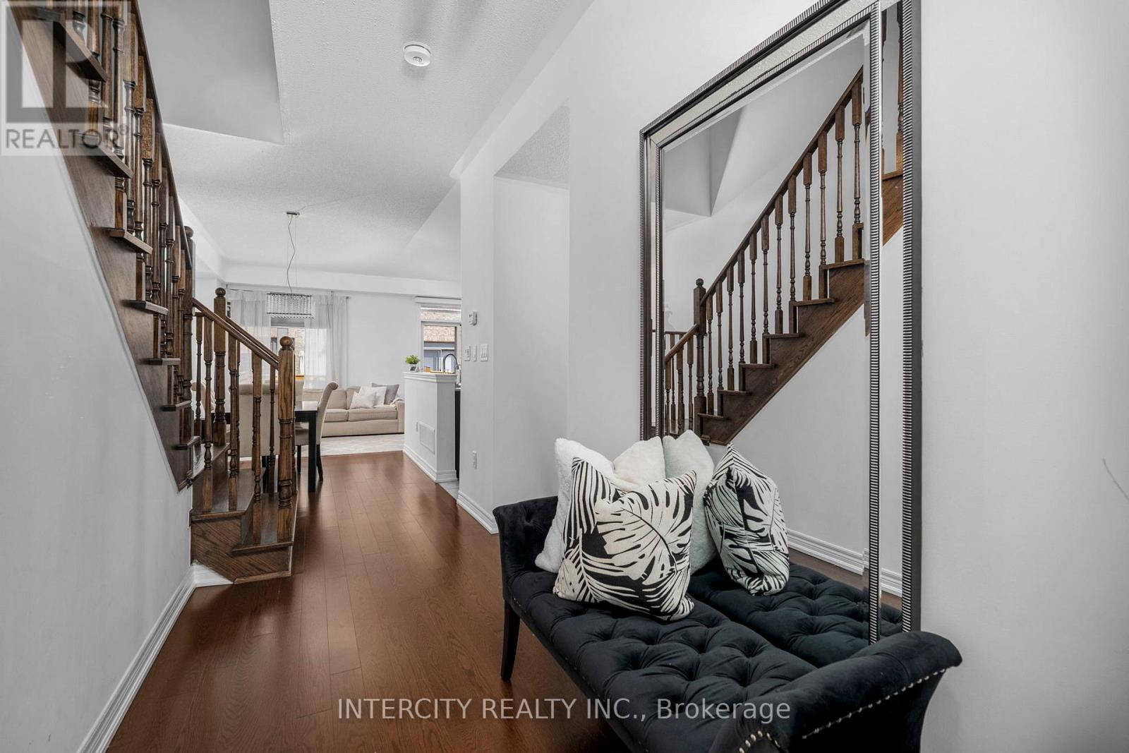 59 Morra Avenue, Caledon, Ontario  L7E 4K7 - Photo 9 - W12708314