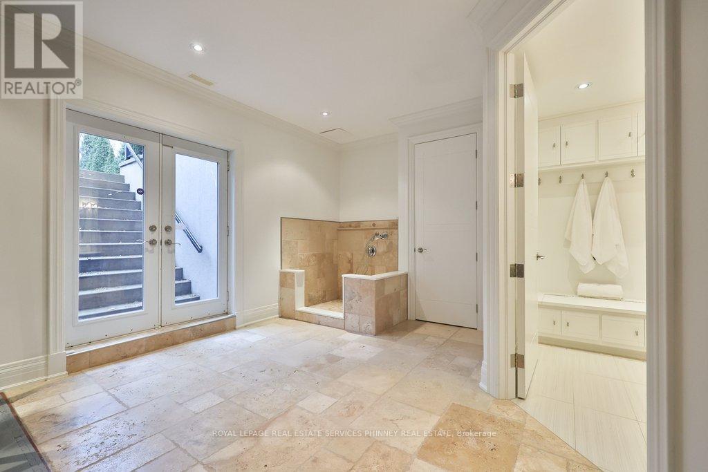 253 Jones Street, Oakville, Ontario  L6L 3G5 - Photo 40 - W12708318