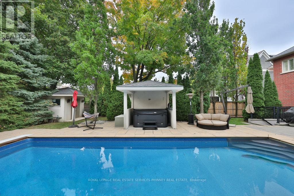 253 Jones Street, Oakville, Ontario  L6L 3G5 - Photo 43 - W12708318