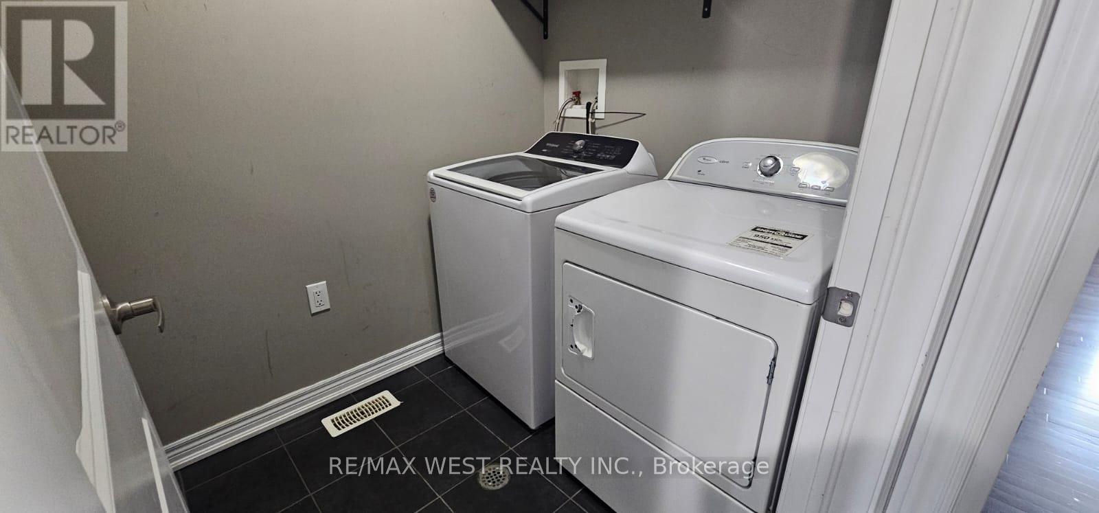 38 Wasaga Road, Brampton, Ontario  L6X 3B1 - Photo 22 - W12708330