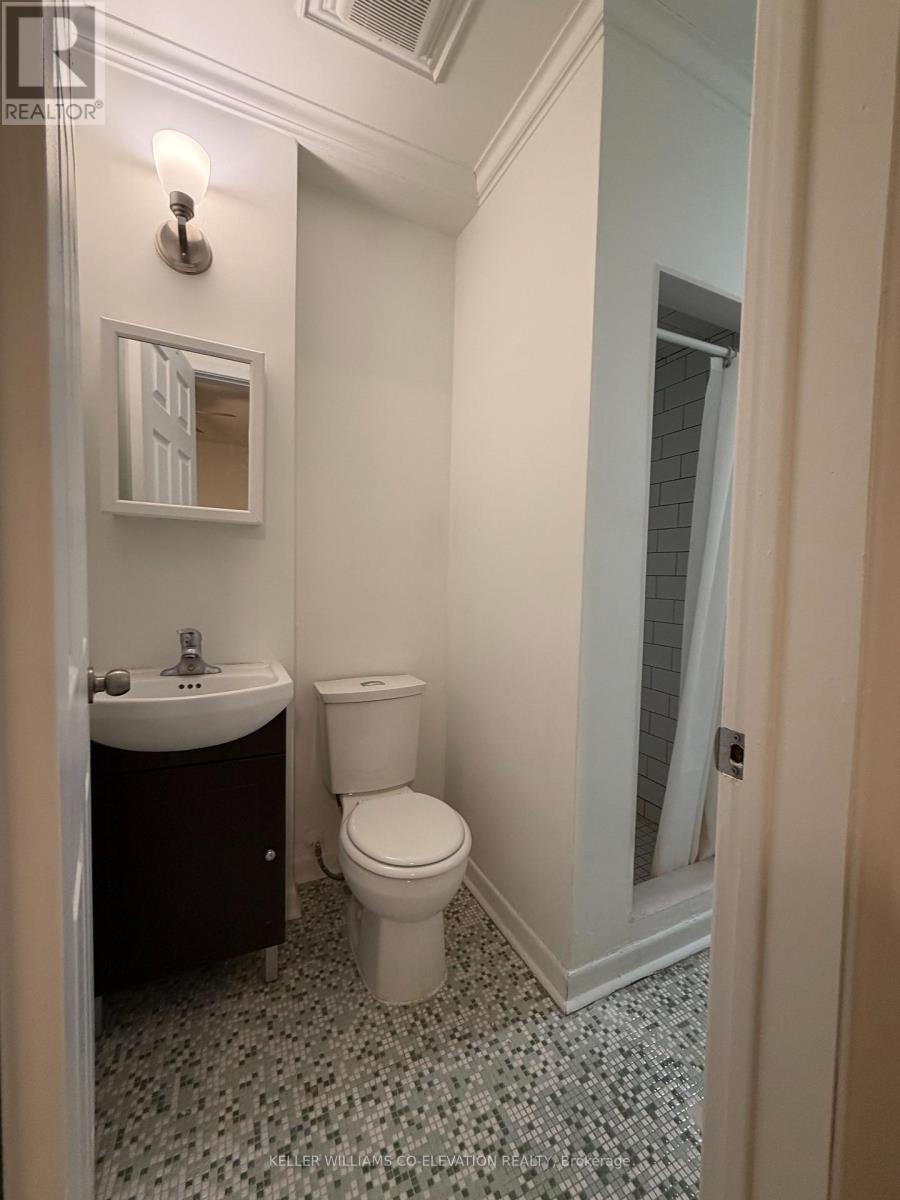 2nd Floor - 2204 Bloor Street W, Toronto, Ontario  M6S 1N4 - Photo 17 - W12708392