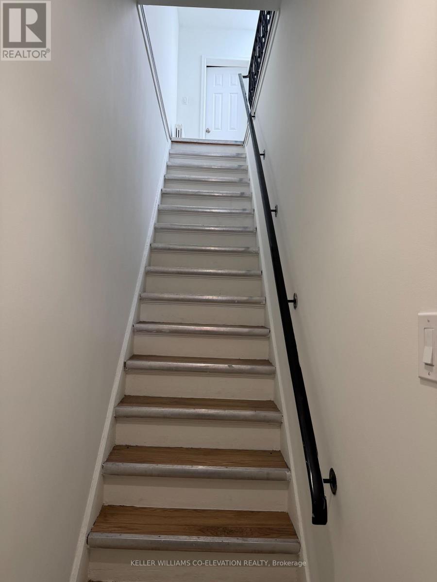 2nd Floor - 2204 Bloor Street W, Toronto, Ontario  M6S 1N4 - Photo 21 - W12708392