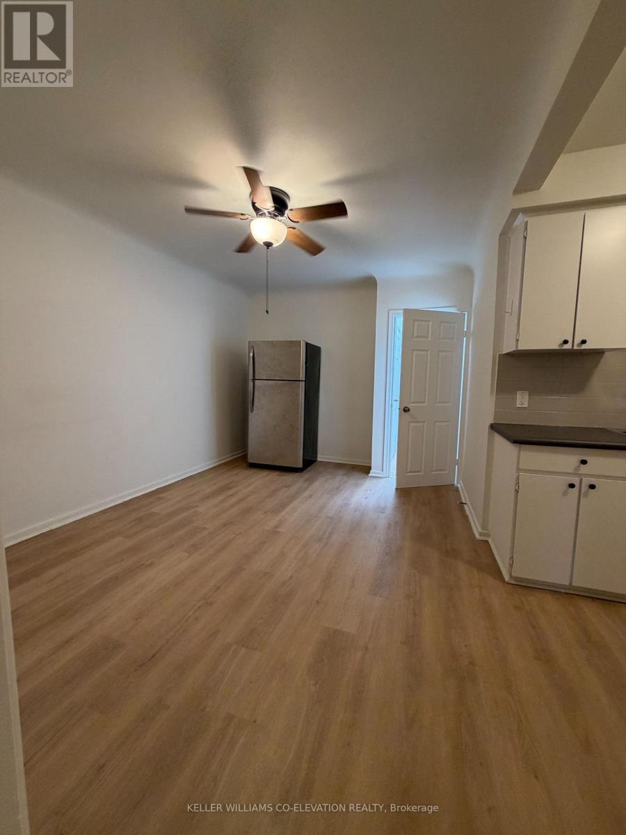 2nd Floor - 2204 Bloor Street W, Toronto, Ontario  M6S 1N4 - Photo 4 - W12708392