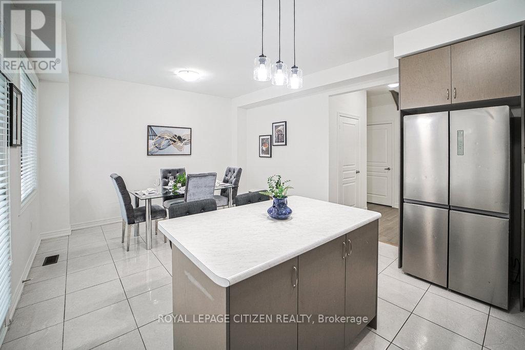 3059 Postridge Drive, Oakville, Ontario  L6H 0S1 - Photo 12 - W12708394