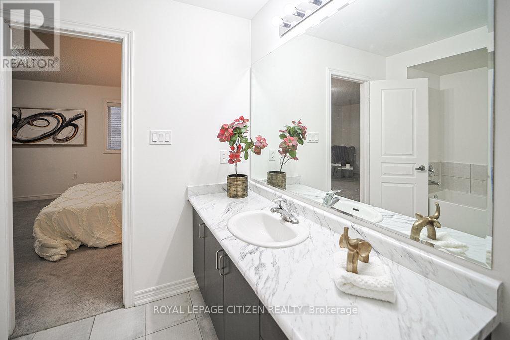 3059 Postridge Drive, Oakville, Ontario  L6H 0S1 - Photo 46 - W12708394