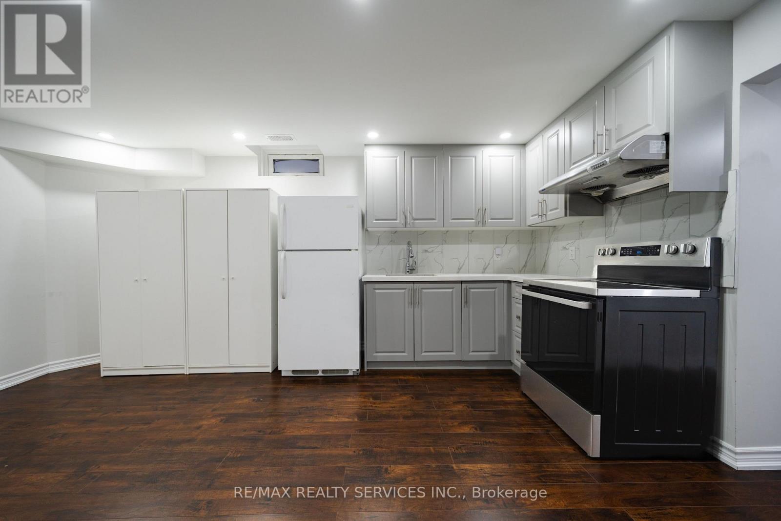 24 Florence Drive, Brampton, Ontario  L7A 2M4 - Photo 26 - W12708436