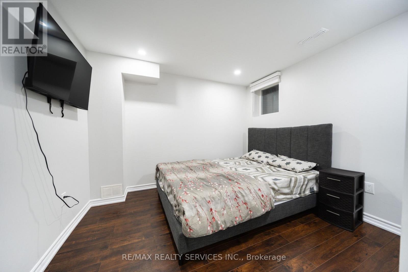 24 Florence Drive, Brampton, Ontario  L7A 2M4 - Photo 28 - W12708436