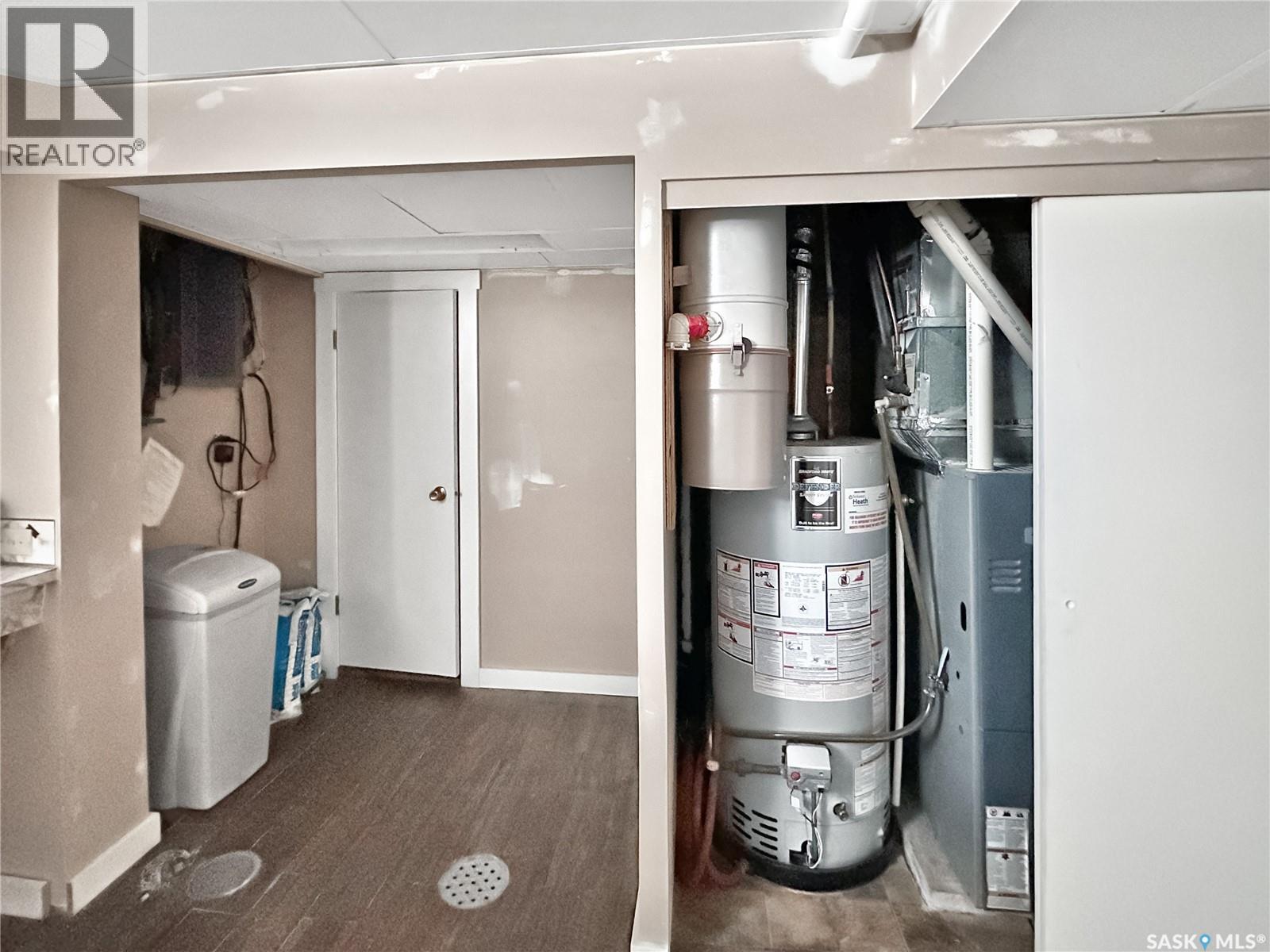 17 Jarvis Street, Qu'appelle, Saskatchewan  S0G 4A0 - Photo 14 - SK027028