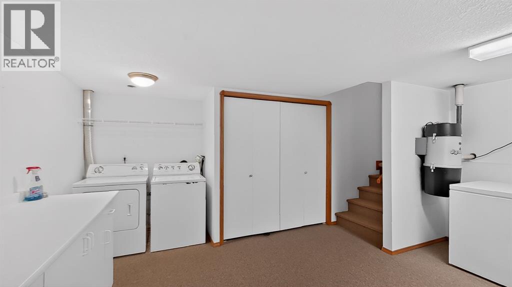 202 Ojibwa Place W, Lethbridge, Alberta  T1K 5K6 - Photo 33 - A2273674