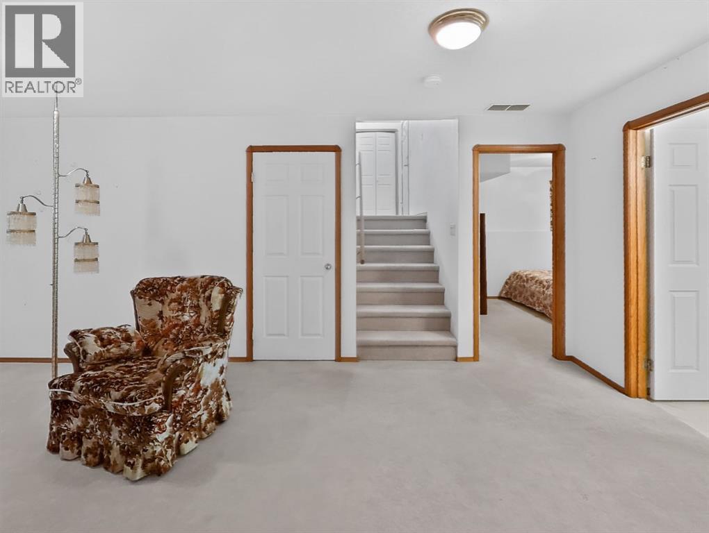 202 Ojibwa Place W, Lethbridge, Alberta  T1K 5K6 - Photo 24 - A2273674