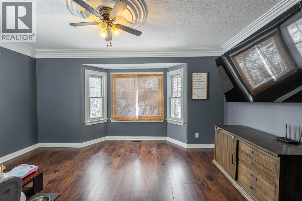 583 Ontario Street, Plympton-Wyoming, Ontario  N0N 1T0 - Photo 11 - 26001346