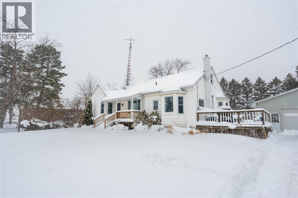 583 Ontario Street, Plympton-Wyoming, Ontario  N0N 1T0 - Photo 2 - 26001346