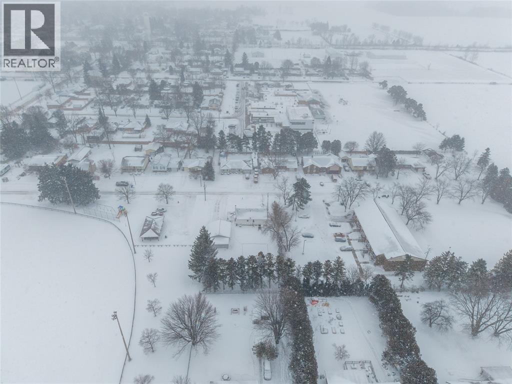 583 Ontario Street, Plympton-Wyoming, Ontario  N0N 1T0 - Photo 41 - 26001346