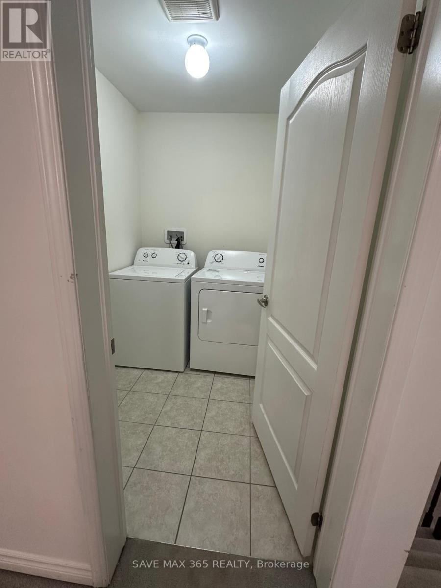 270 Grovehill Crescent, Kitchener, Ontario  N2R 0K2 - Photo 28 - X12708300